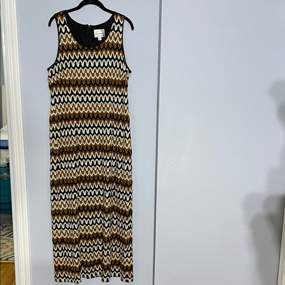 Linea by Louis Dell'Olio Dresses & Skirts - Linea Zigzag Pattern Maxi Dress in Brown Black and Cream